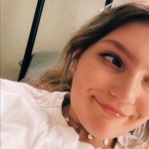 Meet your Posher, Victoria